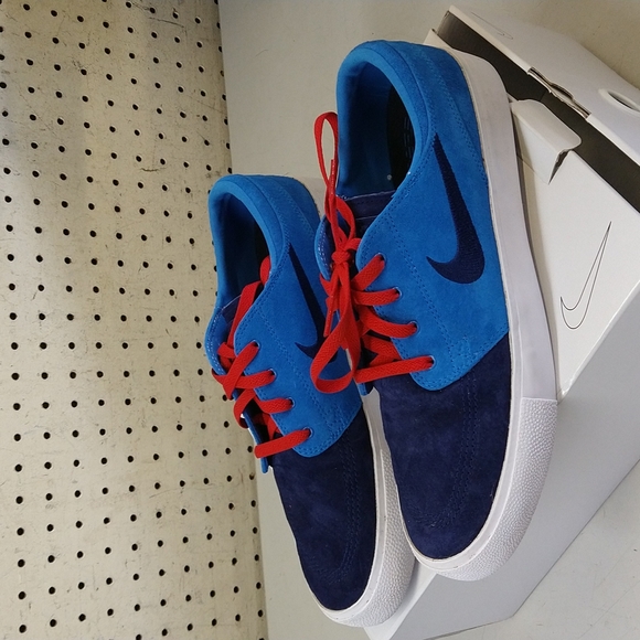 Nike Other - Nike by you color blocked sneakers mens 10 womens 11.5 guc